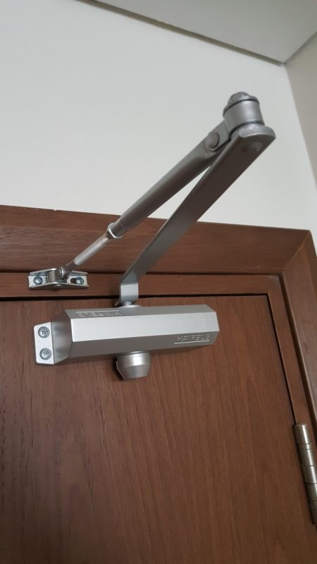 Tay co thủy lực Hefele