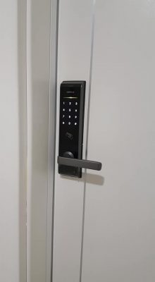 sửa khóa hafele 8000