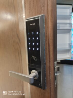 Sửa khóa Hafele EL8000 tại Sun Grand City