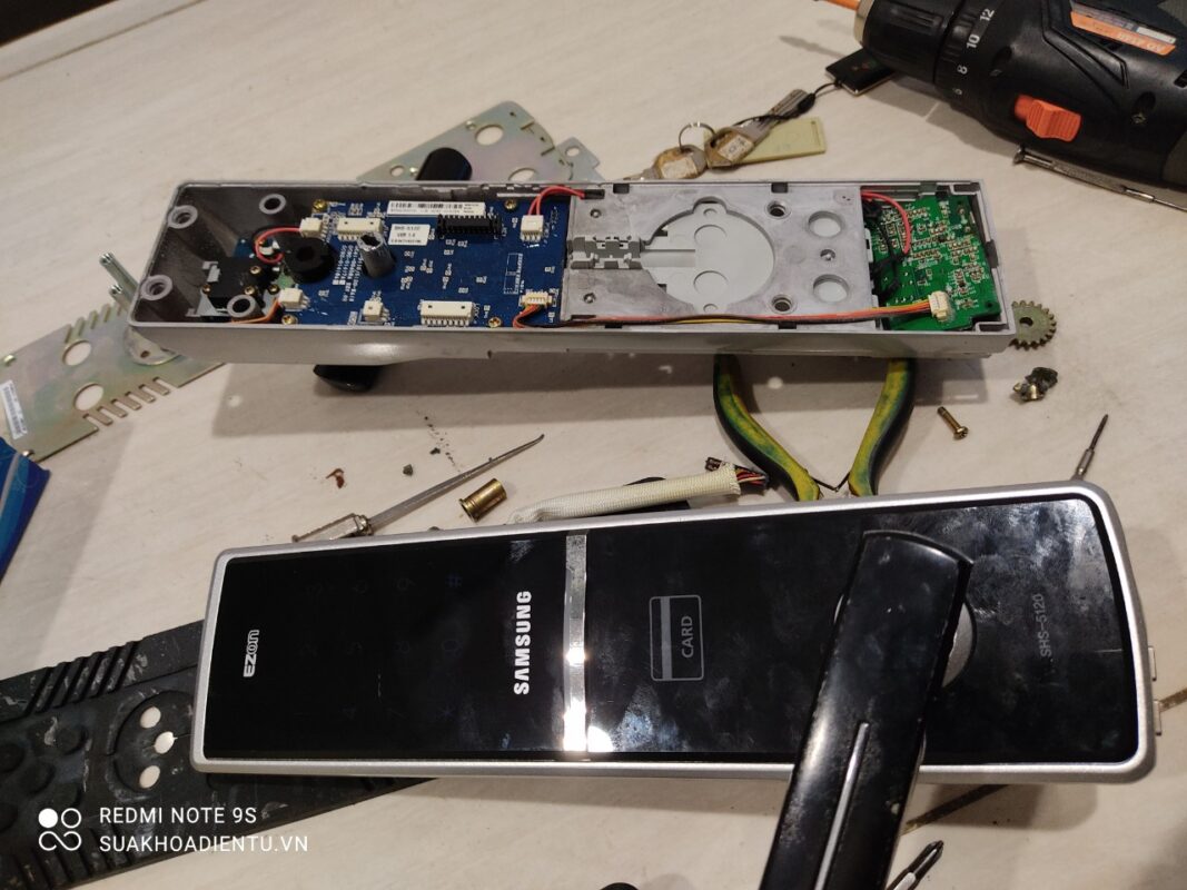 Sửa khóa Samsung SHP-DR719
