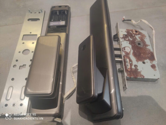 Sửa chữa khóa Bosch FU 750