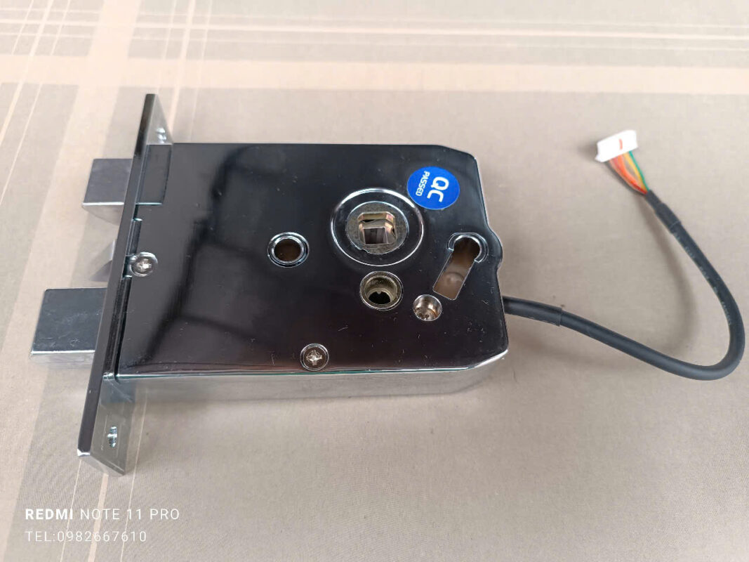 Củ khóa Hafele 8000